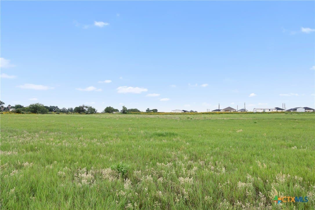 1.85 acres in Wilson County - photo 14