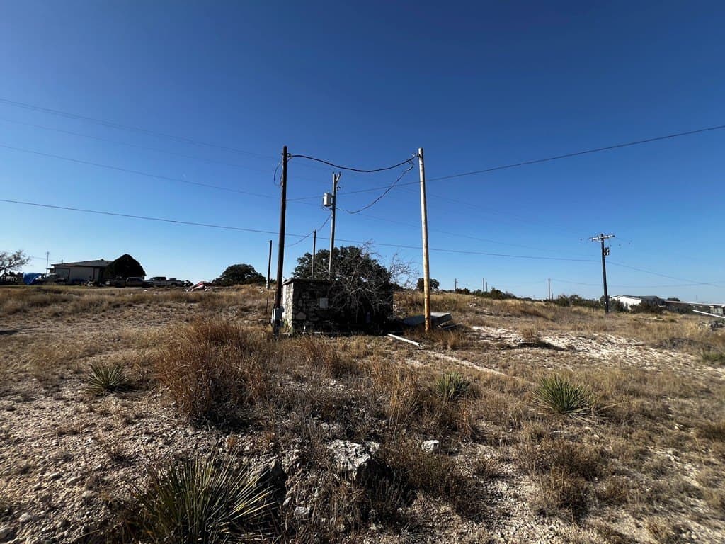 1.18 acres in Irion County gallery image 3