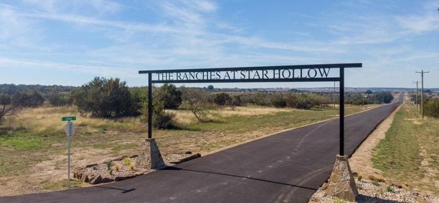 2.08 acres in Hood County gallery image 3