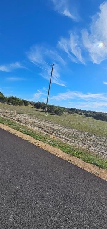 2.08 acres in Hood County gallery image 2