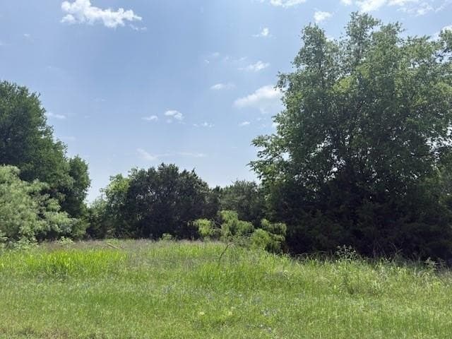 0.64 acres in Hill County