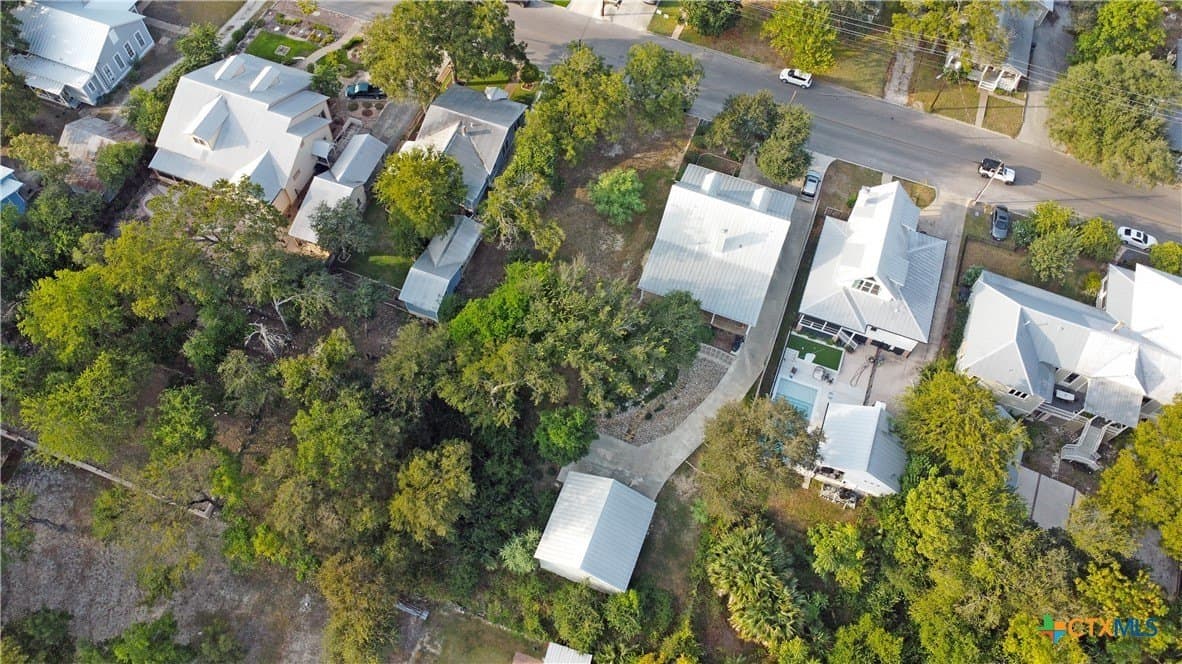 0.26 acres in Comal County - photo 7