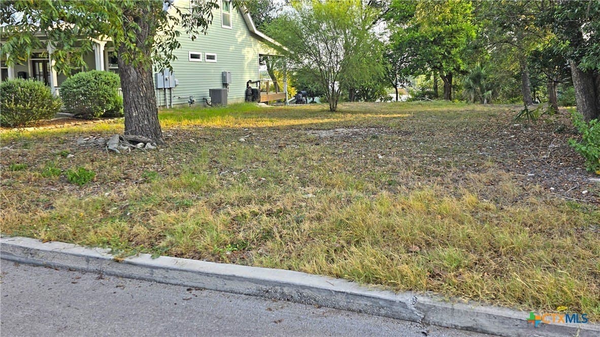 0.26 acres in Comal County - photo 10