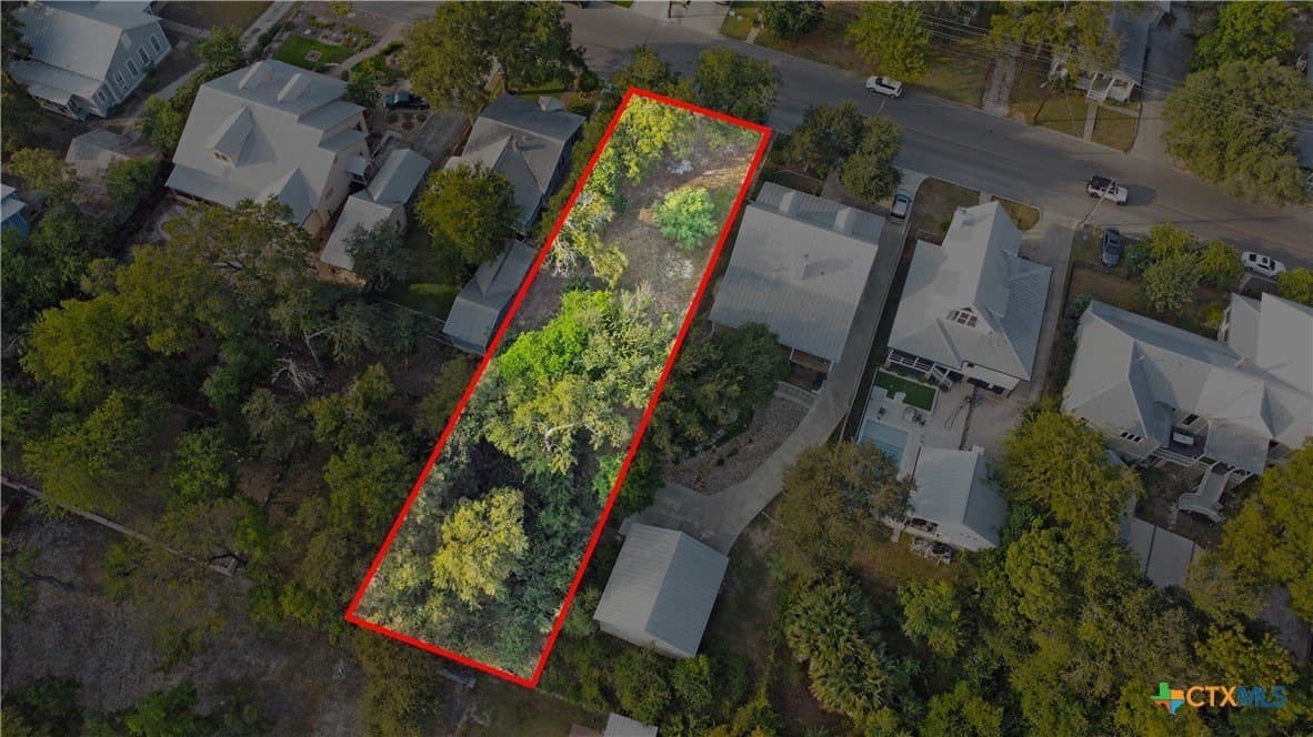 0.26 acres in Comal County - photo 5