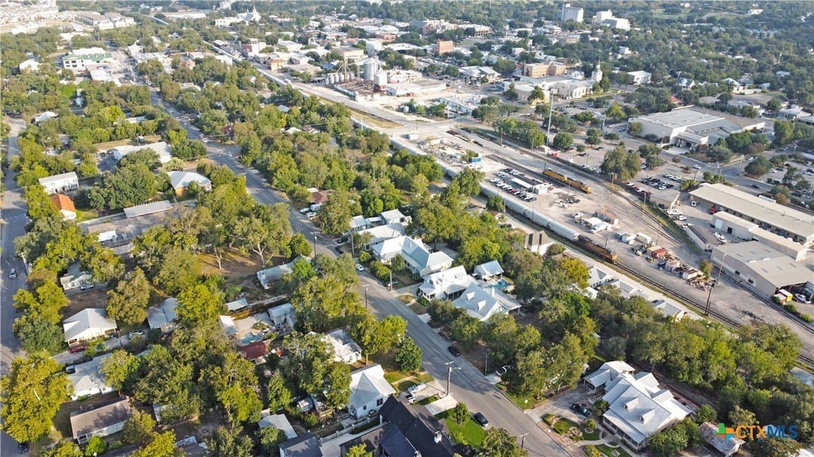 0.26 acres in Comal County - photo 6