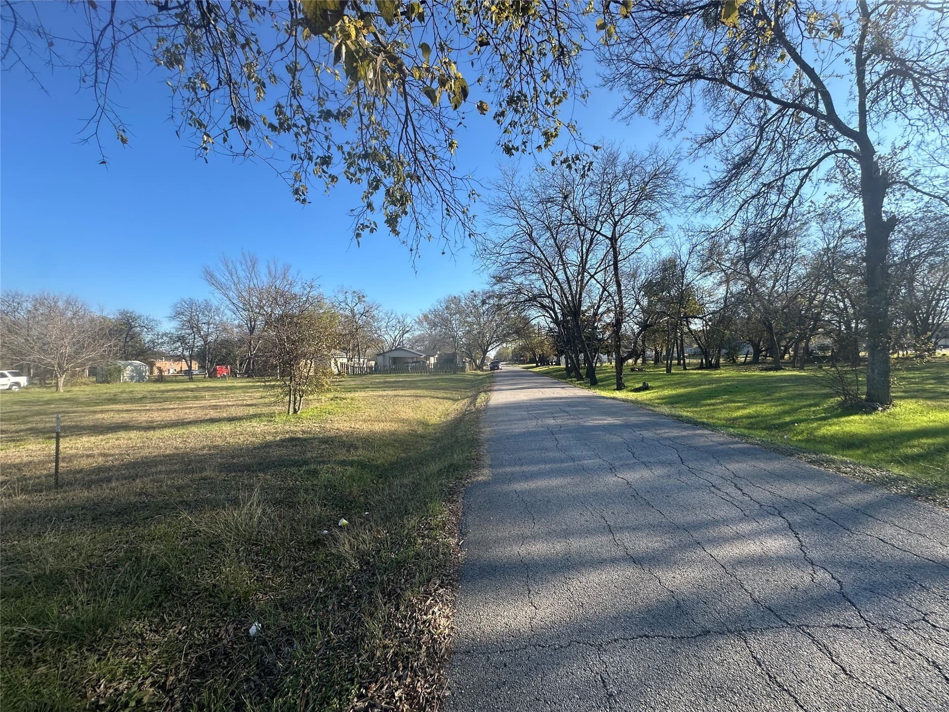 0.29 acres in Ellis County - photo 4