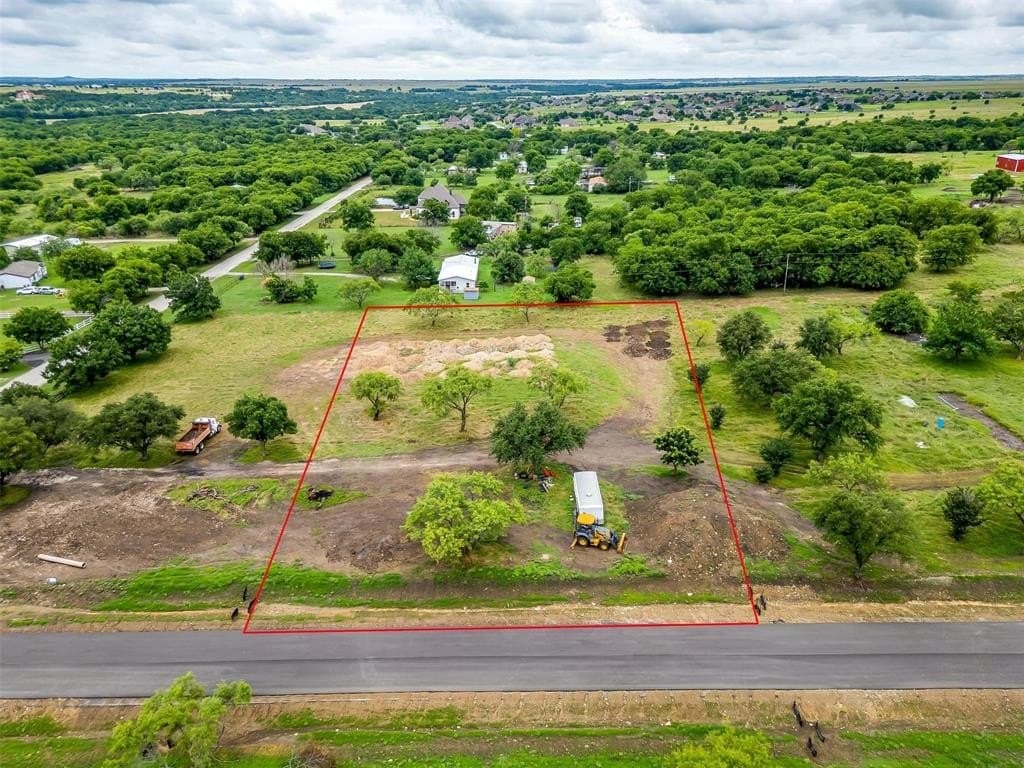 1 acres in Tarrant County