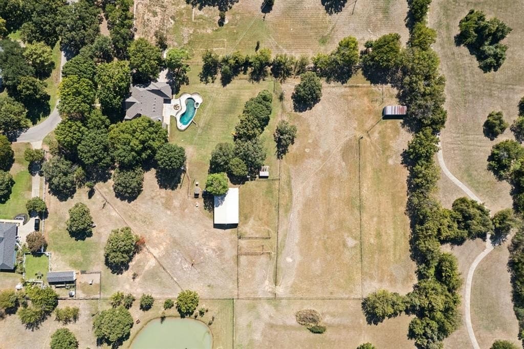 4.98 acres in Tarrant County gallery image 2