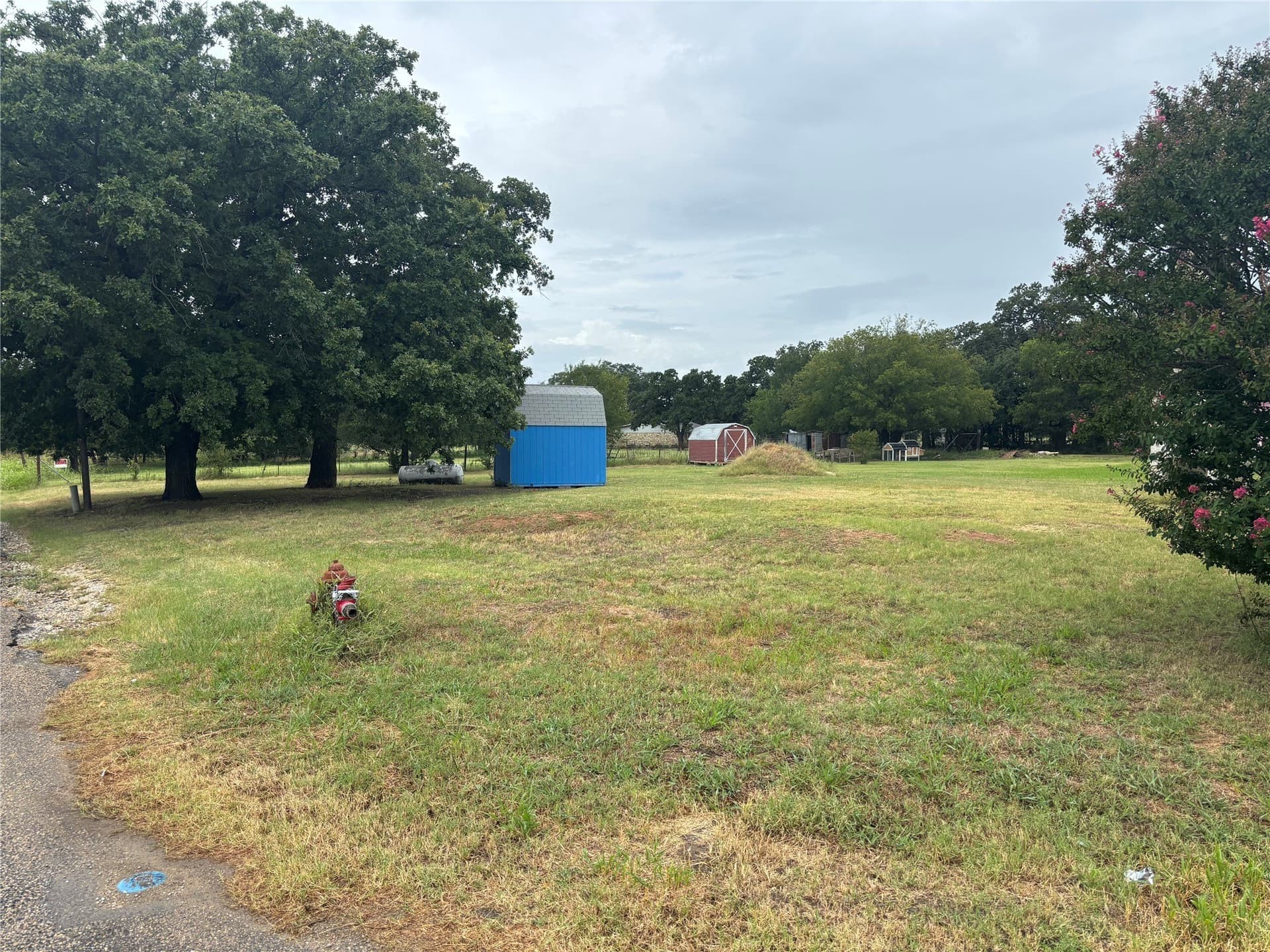 0.24 acres in Hood County - photo 8