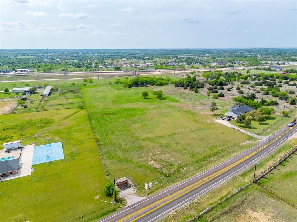 3.2 acres in Johnson County gallery image 2