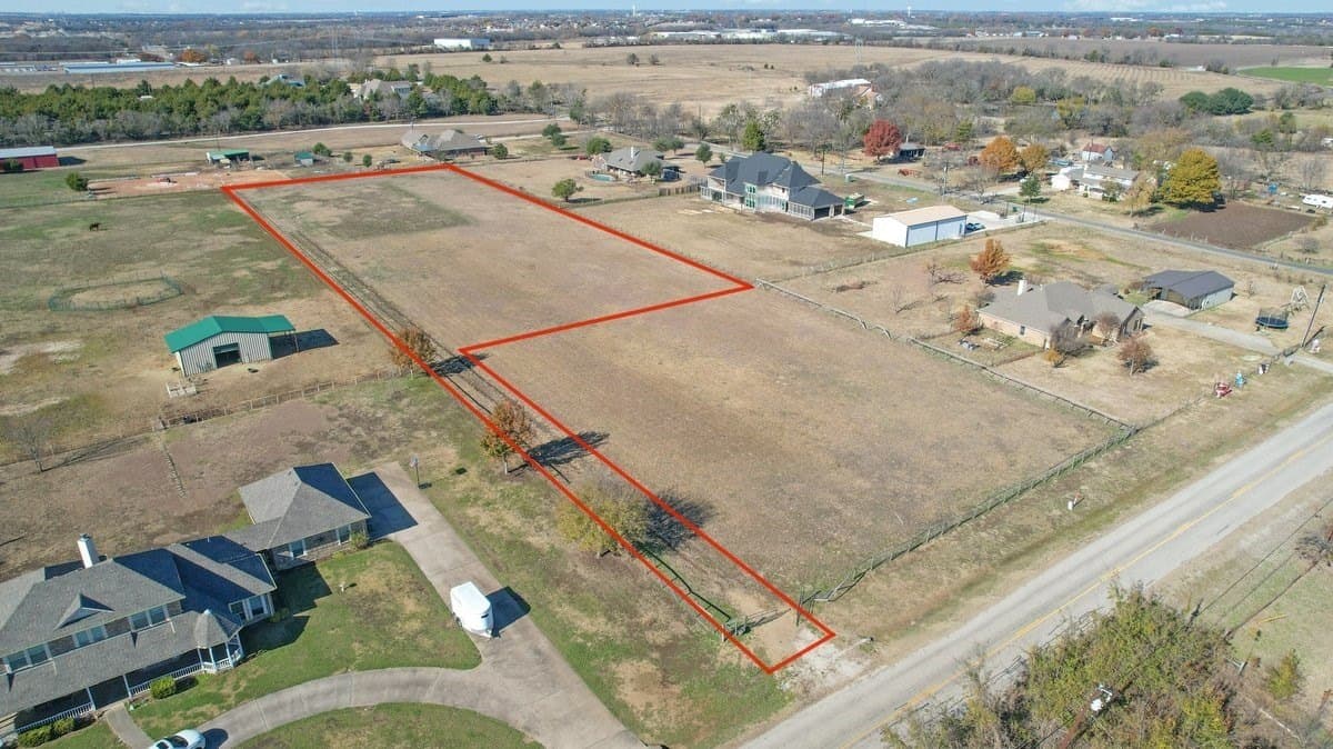 1.74 acres in Collin County gallery image 3