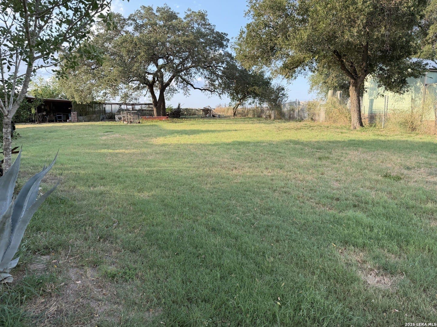 0.27 acres in Atascosa County - photo 3