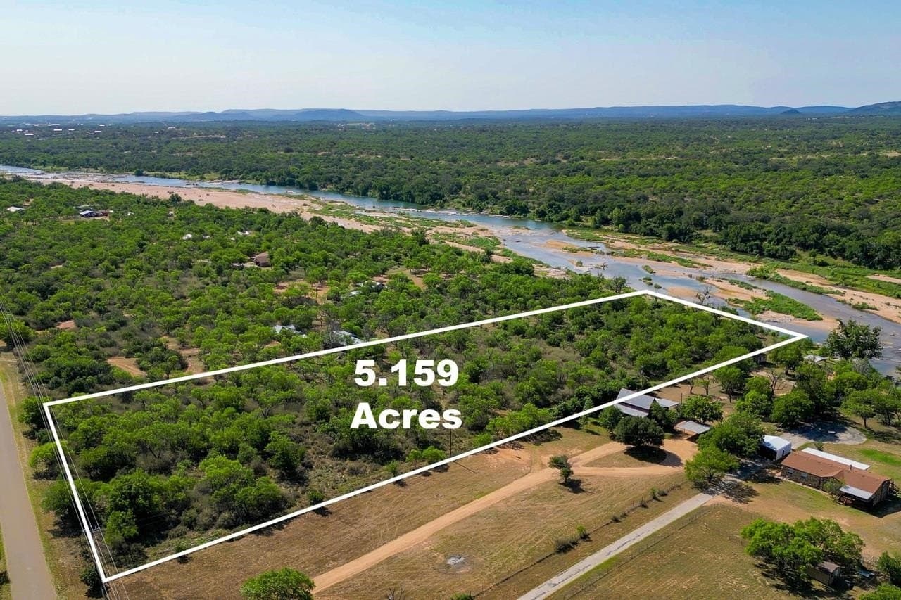5.15 acres in Llano County gallery image 2