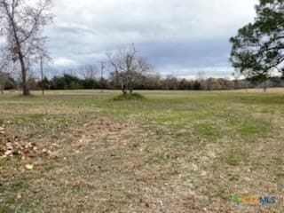 0.76 acres in Victoria County - photo 7