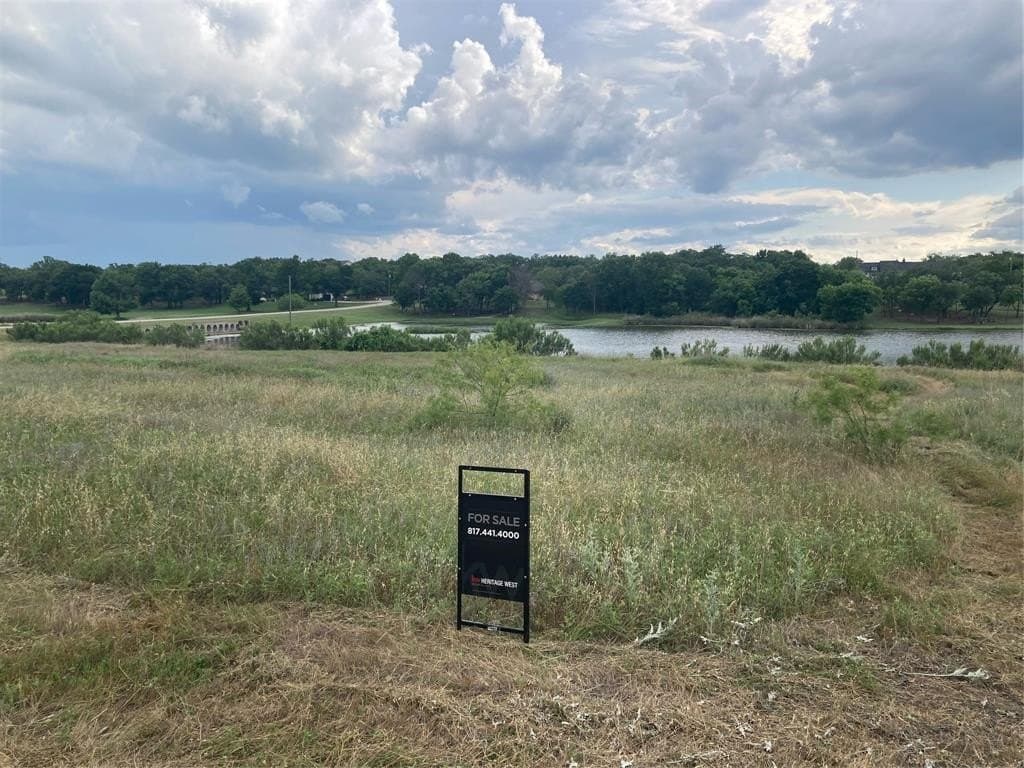 2.2 acres in Parker County gallery image 2
