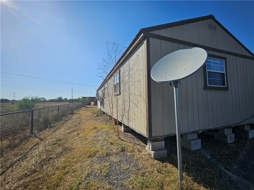 95.08 acres in San Patricio County - photo 4