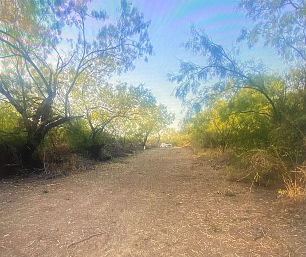 0.43 acres in Maverick County