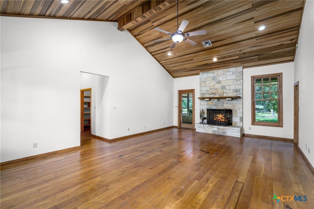 20.04 acres in Comal County - photo 24