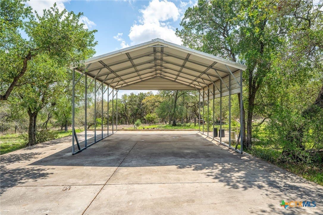 20.04 acres in Comal County - photo 11