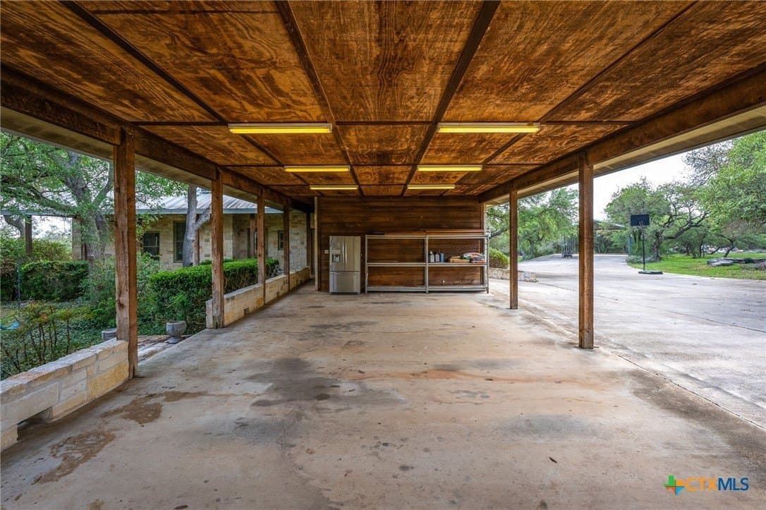 20.04 acres in Comal County - photo 17