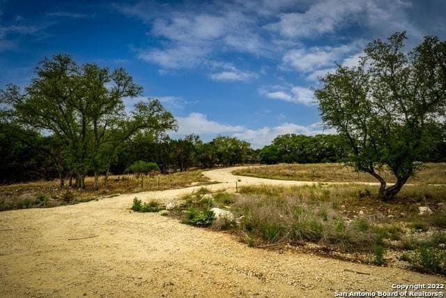 6.34 acres in Kendall County gallery image 4