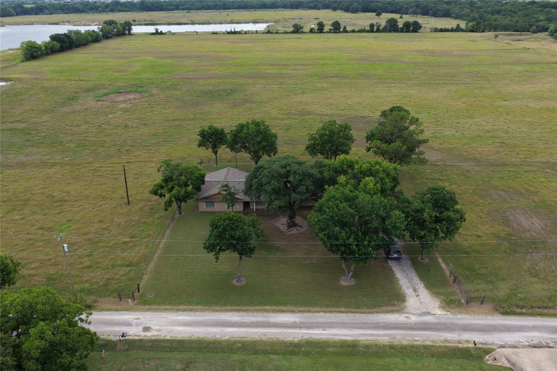 37.02 acres in Ellis County - photo 10