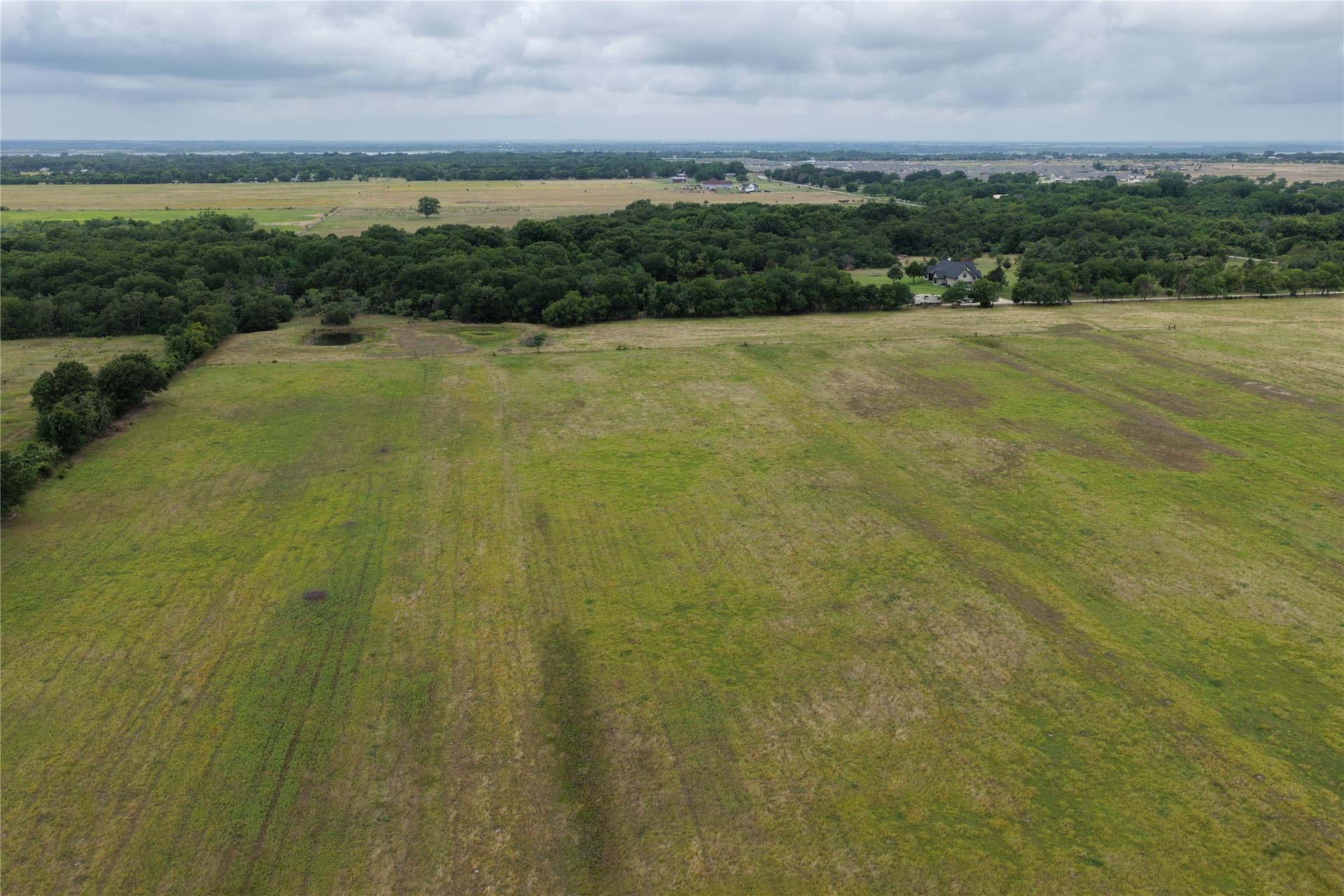 37.02 acres in Ellis County - photo 6