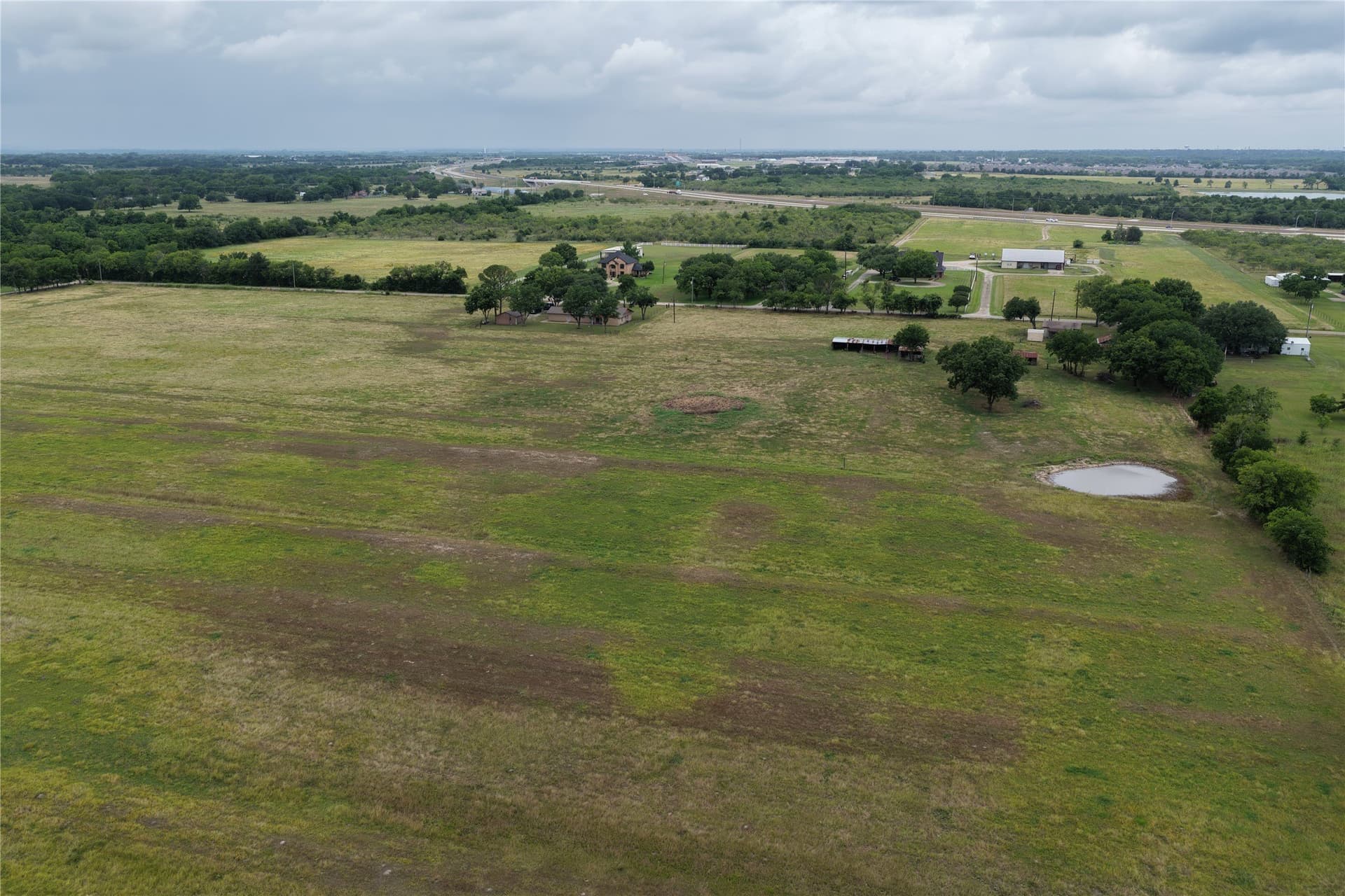 37.02 acres in Ellis County - photo 5