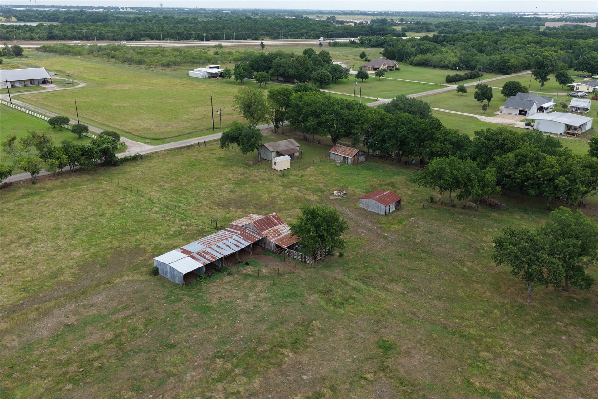 37.02 acres in Ellis County - photo 9