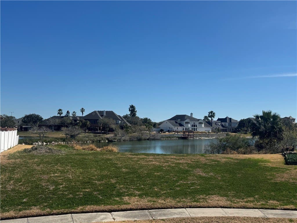 0.33 acres in Nueces County - photo 2