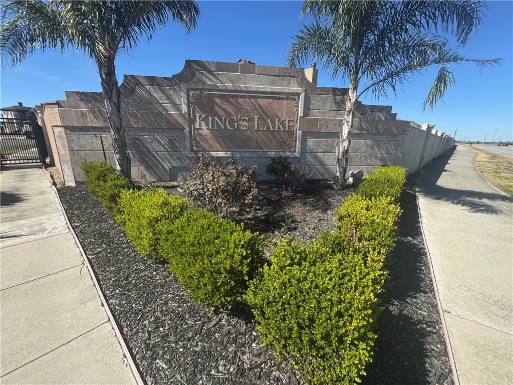 0.33 acres in Nueces County - photo 8