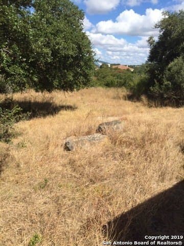 0.61 acres in Comal County - photo 6