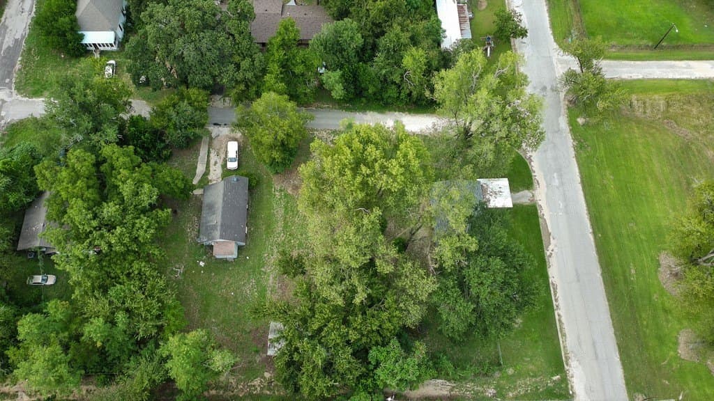 0.16 acres in Freestone County - photo 12