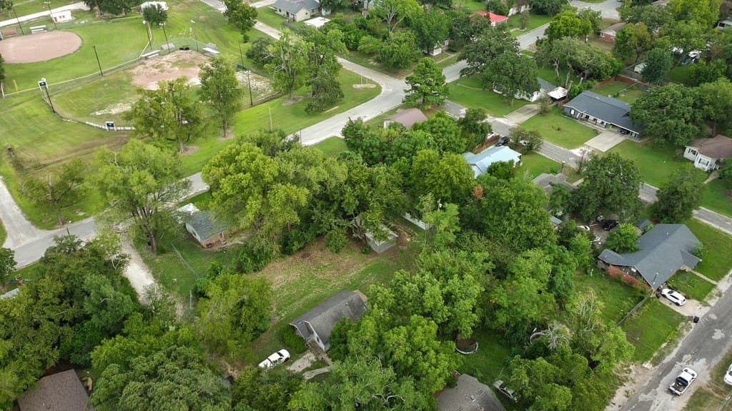 0.16 acres in Freestone County - photo 17
