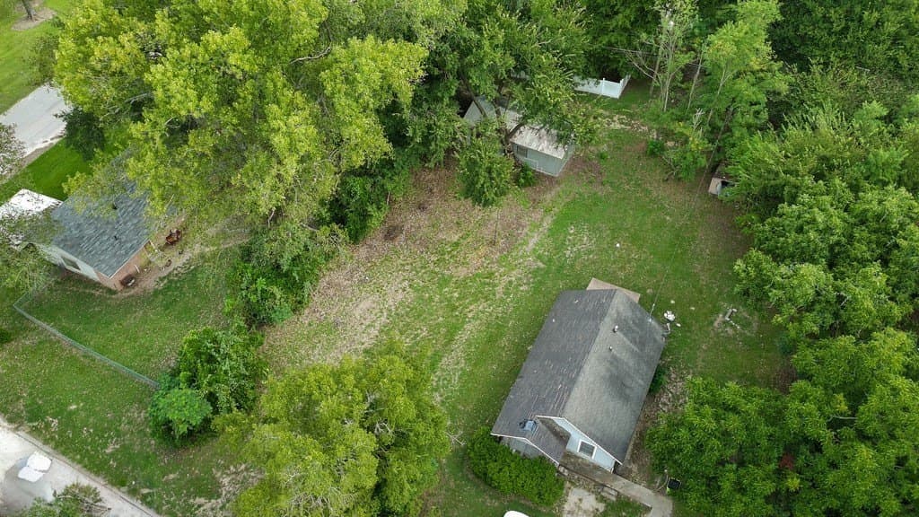 0.16 acres in Freestone County - photo 18