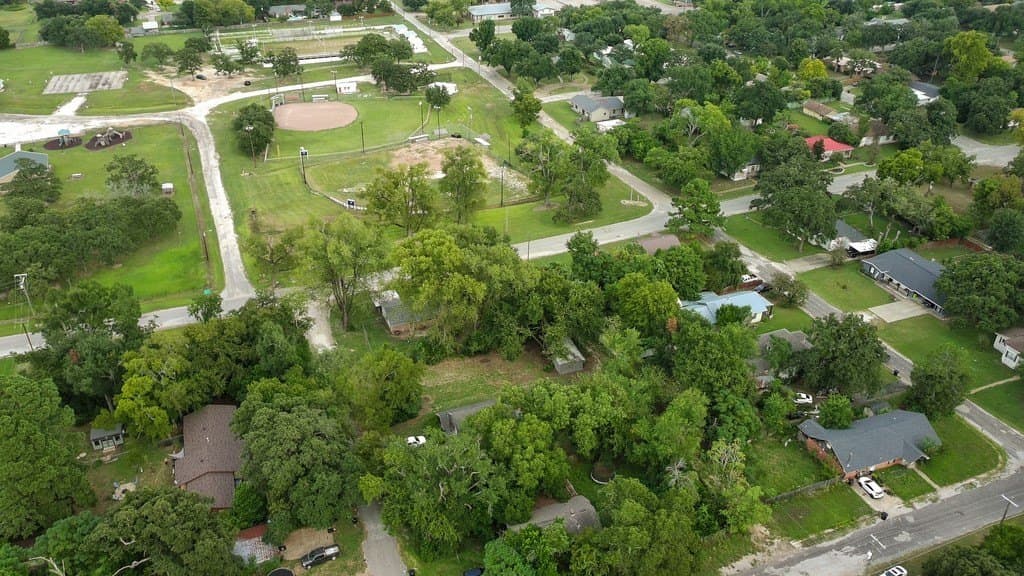 0.16 acres in Freestone County - photo 16