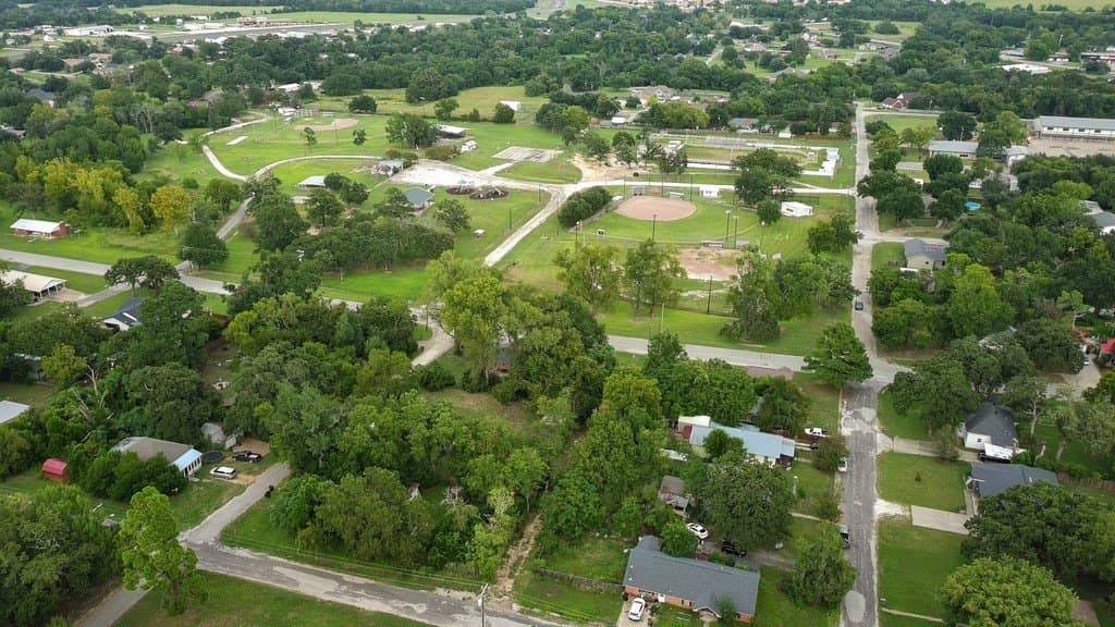 0.16 acres in Freestone County - photo 13