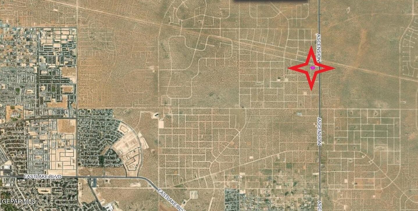 0.5 acres in El Paso County - photo 4