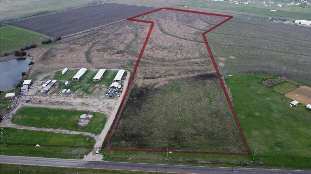 17.5 acres in Ellis County gallery image 3