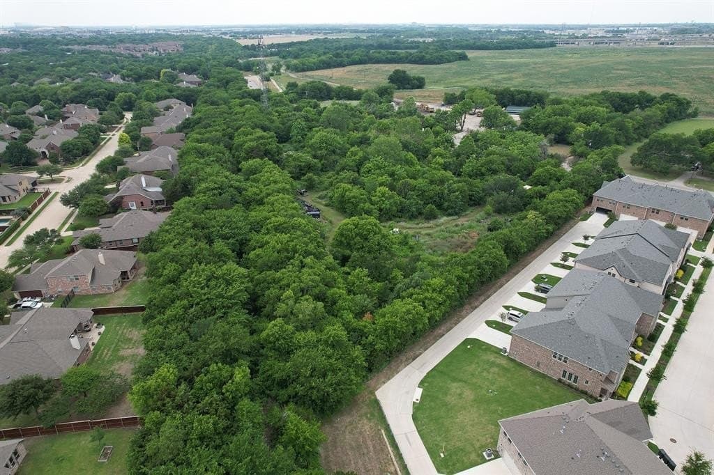 4.5 acres in Collin County gallery image 2
