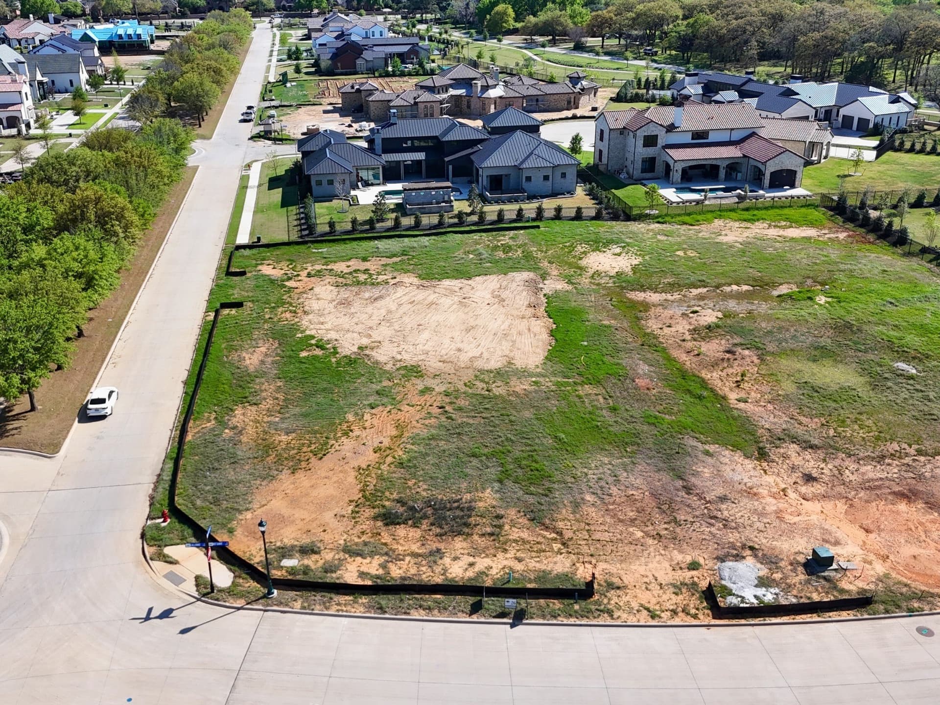 0.69 acres in Tarrant County - photo 2