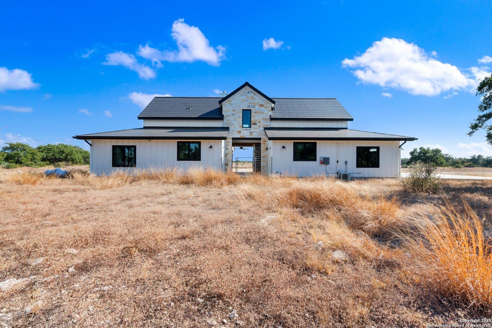 20.14 acres in Blanco County gallery image 2