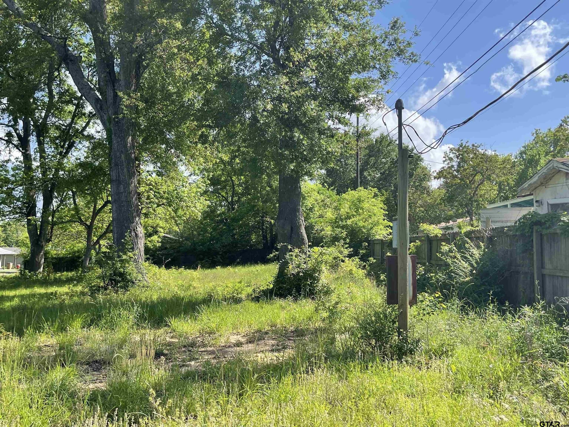 0.47 acres in Henderson County - photo 8