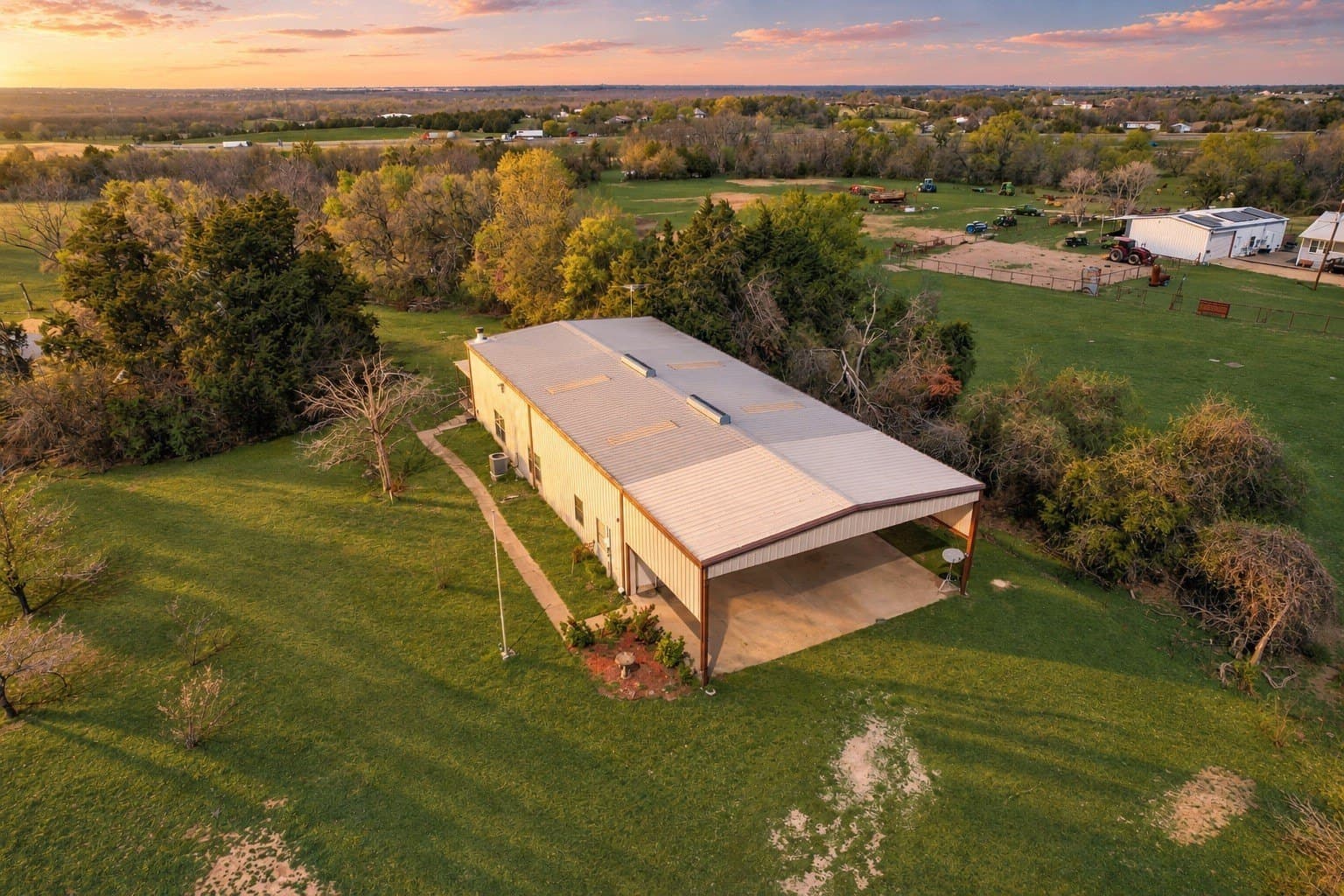 10.98 acres in Kaufman County - photo 2