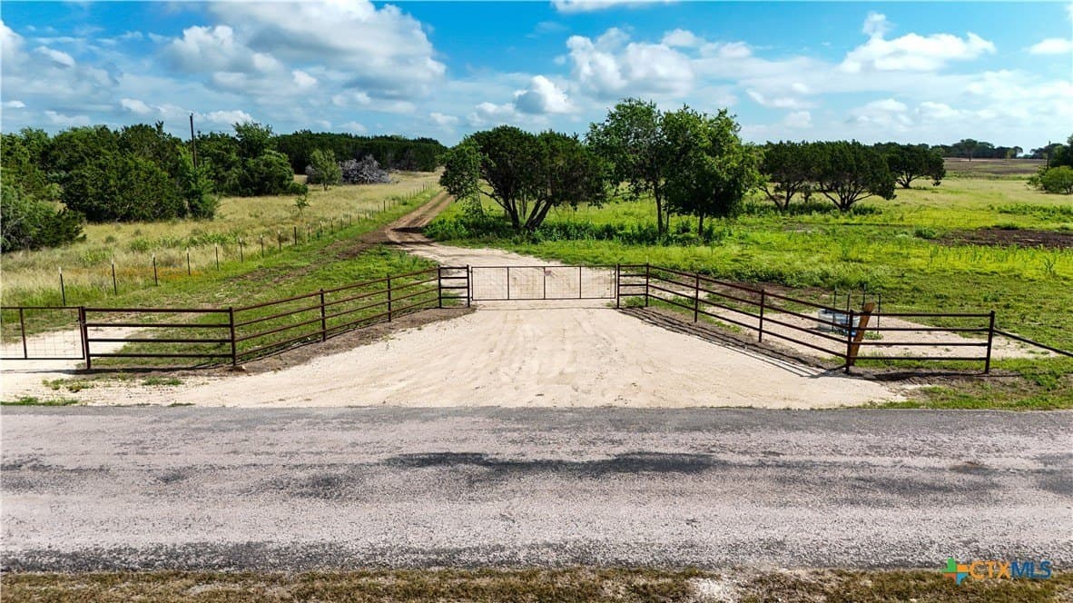 11 acres in Bell County