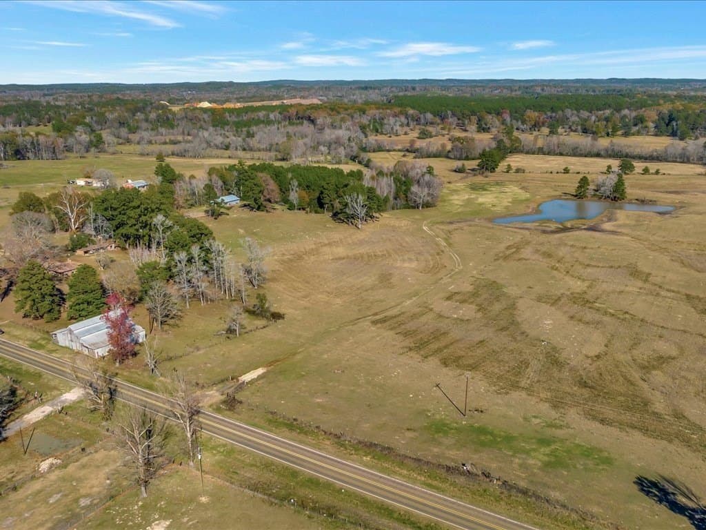 113.82 acres in Texas County featured view