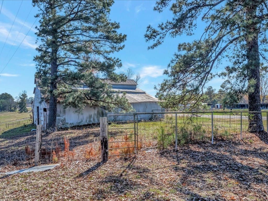 113.82 acres in Texas County - photo 24