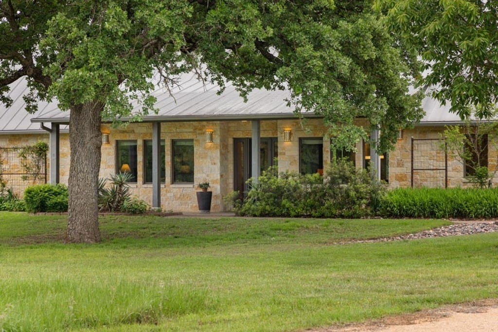 12.65 acres in Gillespie County gallery image 3