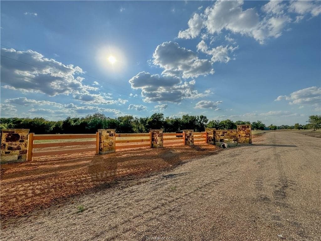 9.48 acres in Robertson County - photo 8