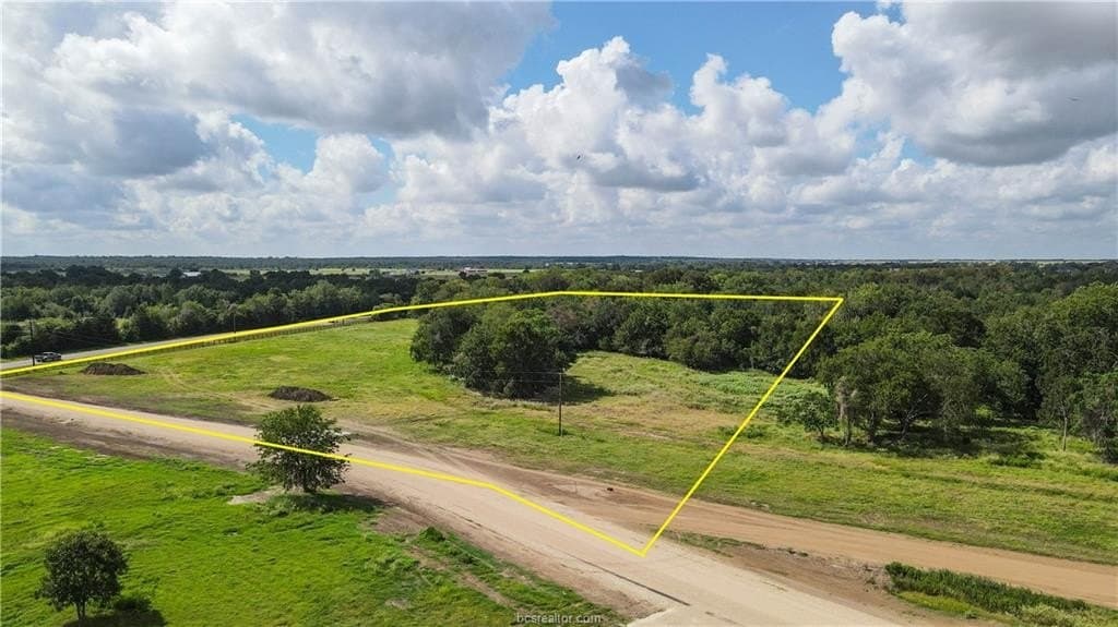 9.48 acres in Robertson County gallery image 3